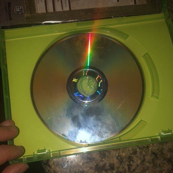 Gears of War XBox360 game - Picture 3 of 6